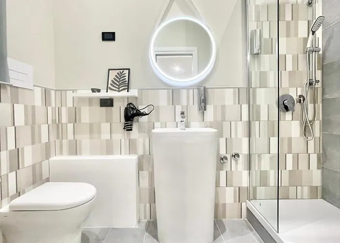 Regina Elena Konukevi